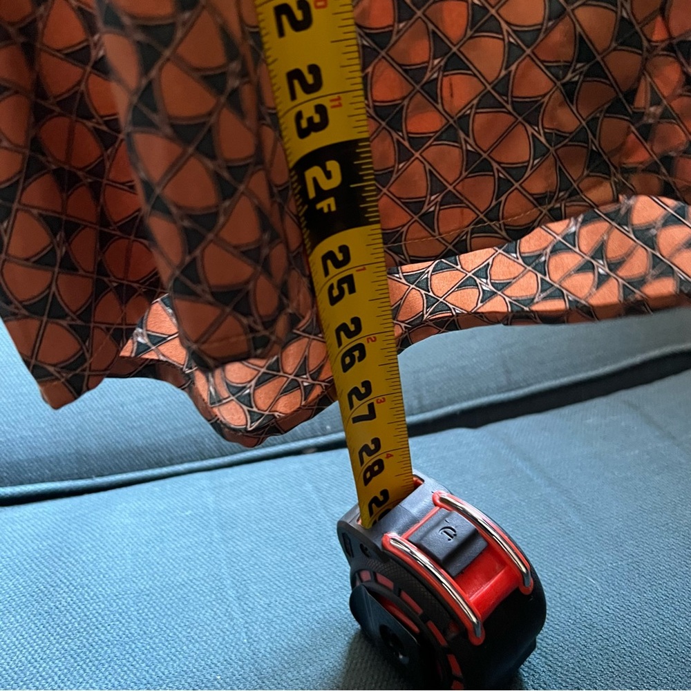 Lot Of 2 Button Down Satin Sheen Blouses. Size L. - image 8